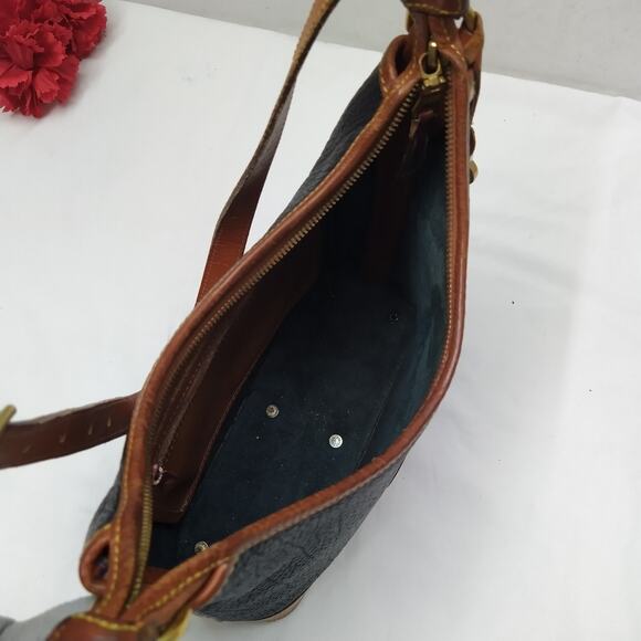 Dooney & Bourke Black Pebbled Leather Zipper Hobo Shoulder Bag -VTG Made in USA - Picture 13 of 15